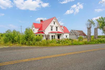 7675 Highway 6 — photo 3