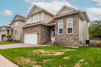 382 Starboard Drive — photo 2