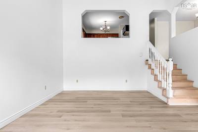 14 Noria Crescent — photo 4