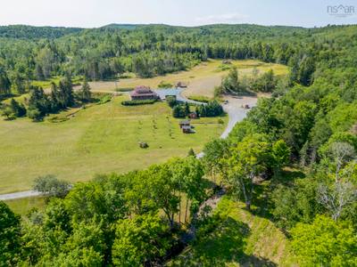 1013 Fall Brook Road — photo 3