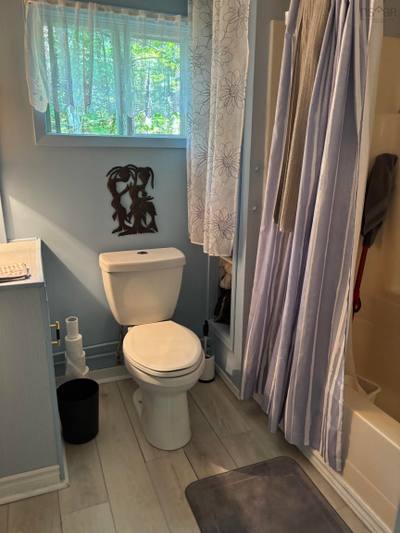 2031 East Clifford Road — photo 8