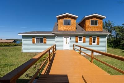 115 Harbourview Drive — photo 5
