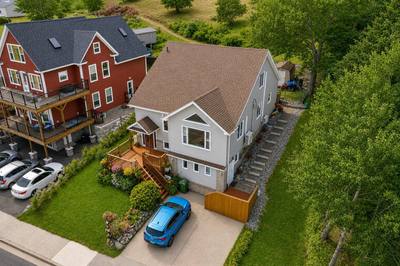 488 Purves Street — photo 3