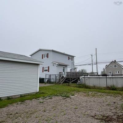 683 Mahon Street — photo 7