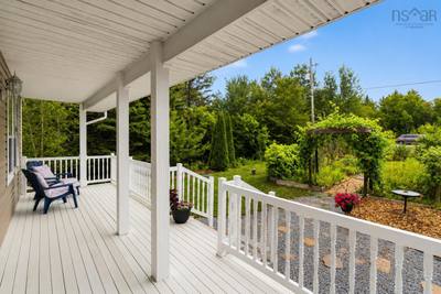 110 Gleneagles Drive — photo 3