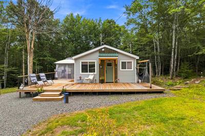 15 Cliff View Drive — photo 2
