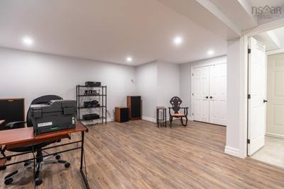 10 Sylvania Terrace — photo 5