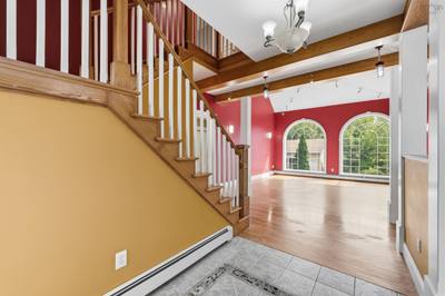 57 Lawlor Crescent — photo 4