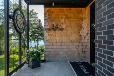 34 Hazelhurst Street #2 — photo 2