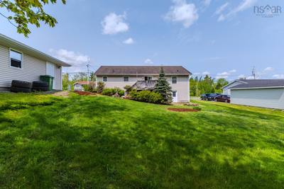 2049 Angell Street — photo 3