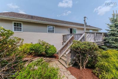 2049 Angell Street — photo 7