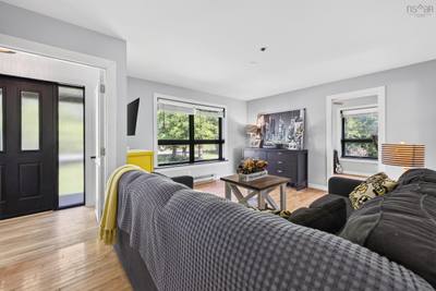 541 North Salem Road — photo 4