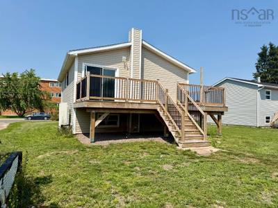 20 Dickey Street — photo 5