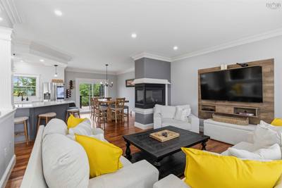 100 Morgan Drive — photo 8