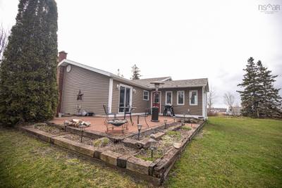 1127 Ferry Road — photo 5