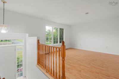 34 Kenora Drive — photo 4
