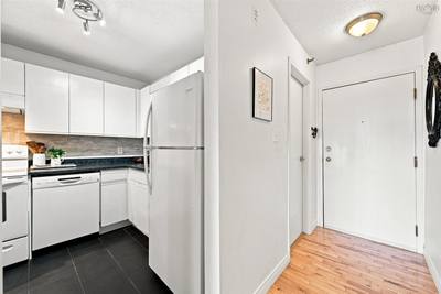3600 John Parr Drive #401 — photo 2
