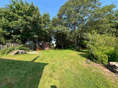 45 Belmont Avenue — photo 3