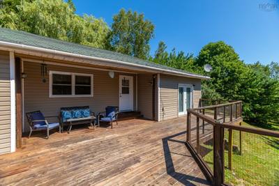 663 Hampton Mountain Road — photo 4