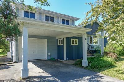 18 Holmes Hill Road — photo 2