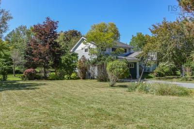 18 Holmes Hill Road — photo 3