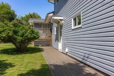 18 Holmes Hill Road — photo 6