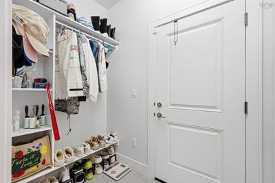 92 Shirley Elliott Court — photo 6