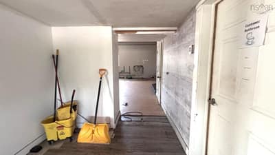 9701 Commercial Street — photo 6