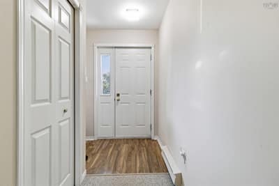 70 Thorncrest Court — photo 4