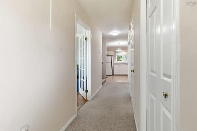 70 Thorncrest Court — photo 5