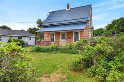 2149 Cowan Street — photo 3