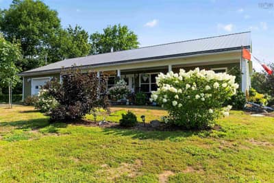 1576 Torbrook Road — photo 5