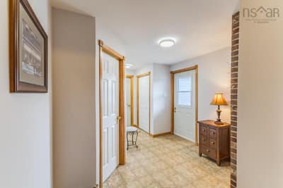 53 Meadowland Avenue — photo 3