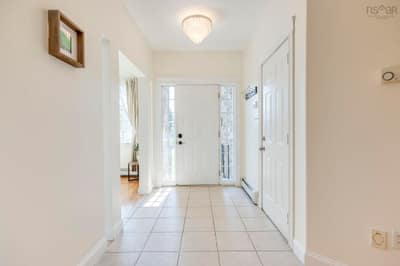 86 Stone Gate Drive — photo 3
