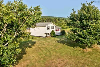 121 Pipers Lane — photo 5