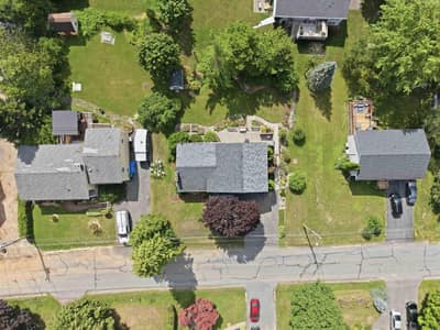 8 Lakeview Drive — photo 2
