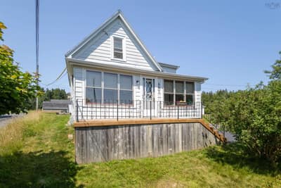 652 Shore Road — photo 3