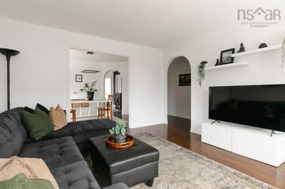 2 Christie Court — photo 8