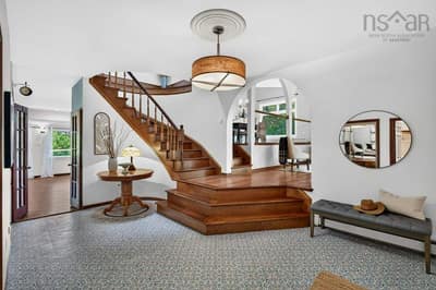 32 Halfway Lake Drive — photo 2