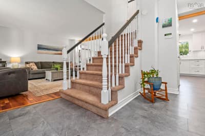 60 Lylewood Drive — photo 4
