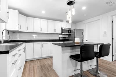 3581 Acadia Street — photo 5