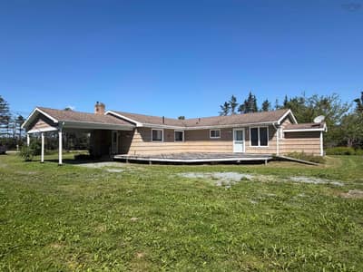 23596 Highway 7 — photo 3