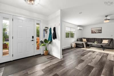 215 Grono Road — photo 3