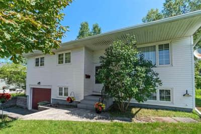 39 Robert Drive — photo 2