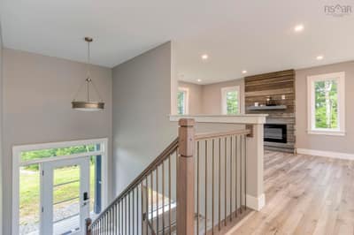105 Coltsfoot Lane — photo 5