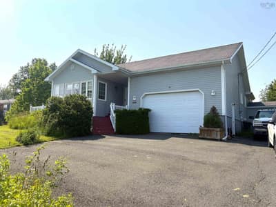 454 Hillside Boularderie Road — photo 2