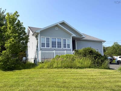 454 Hillside Boularderie Road — photo 4
