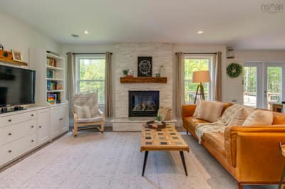 38 Coulter Crescent — photo 6