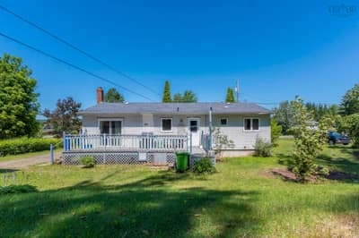974 Anthony Avenue — photo 3