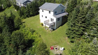 121 Greenough Drive — photo 3